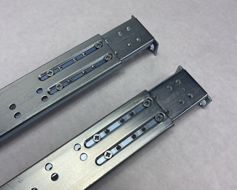 Foxconn/Brocade 42-0202402-01/42-0202400-01 1U Rail Set