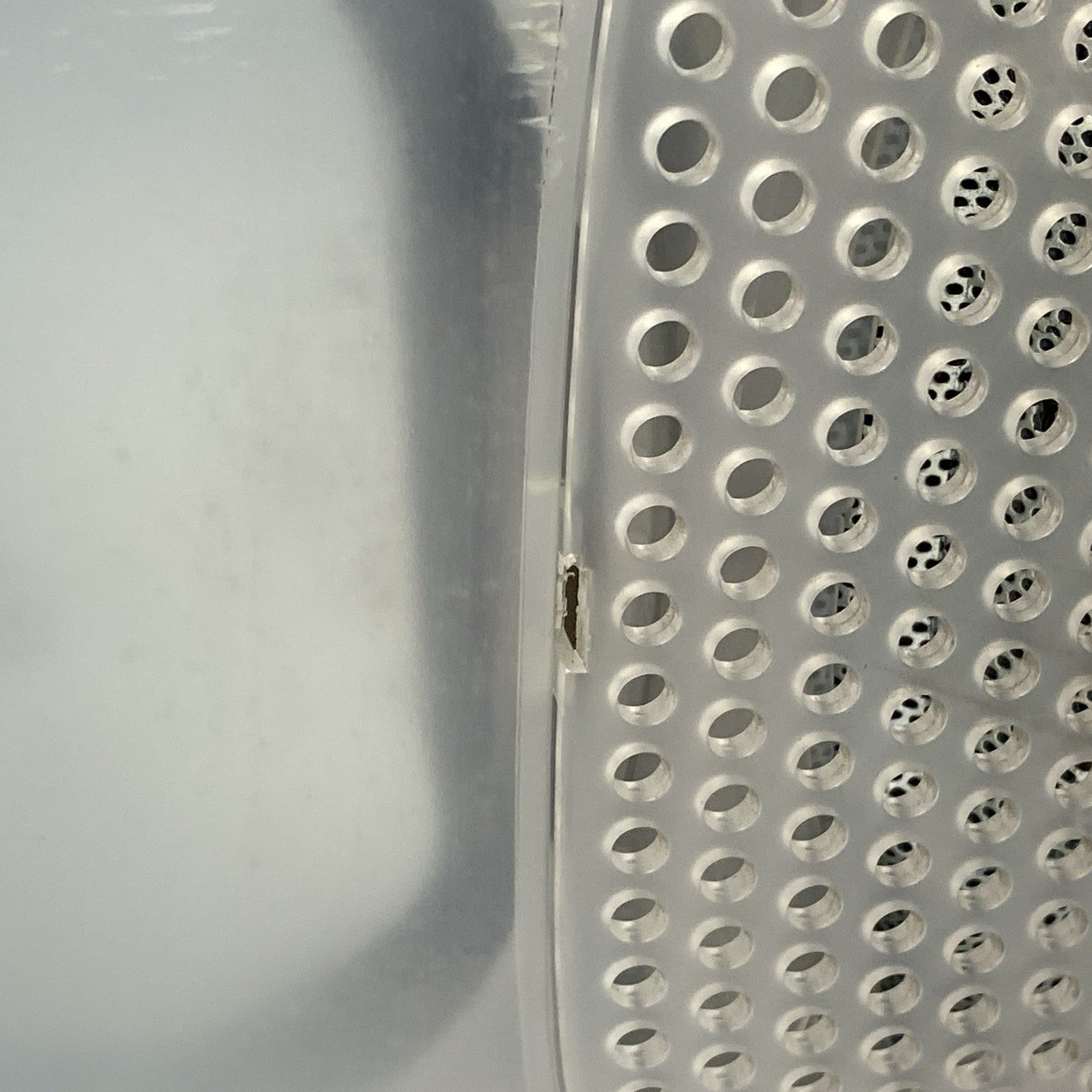 Apple M5521 iMac G3 1999 PowerPC 750 G3 350 MHz 64 MB RAM No HDD No OS