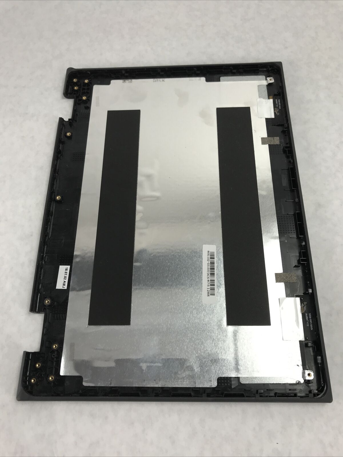 Lenovo 500e 1st Gen Chromebook Top Cover