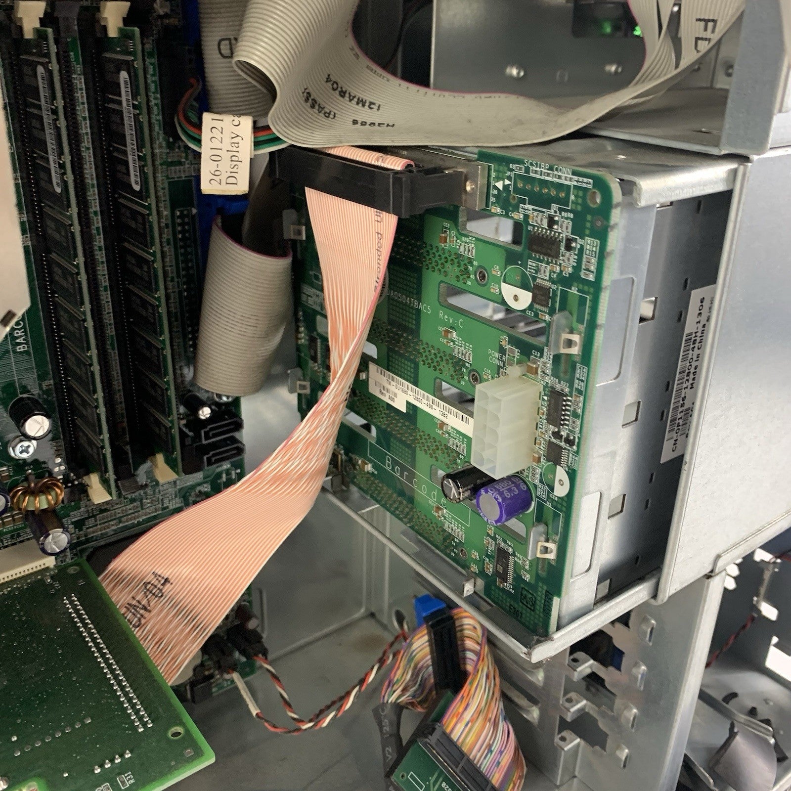 Dell PowerEdge 700 Tower Server 1x Pentium 4 2.8 GHz 2 GB Ram No OS No HDD21