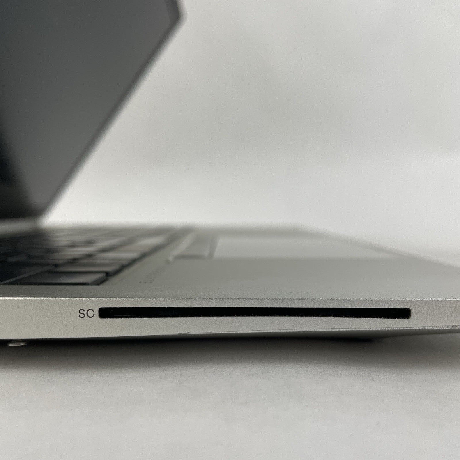 HP EliteBook 850 G8 15.6" i5-1145G7 2.60 GHz 16 GB RAM No SSD/OS/AC- Missing Key6