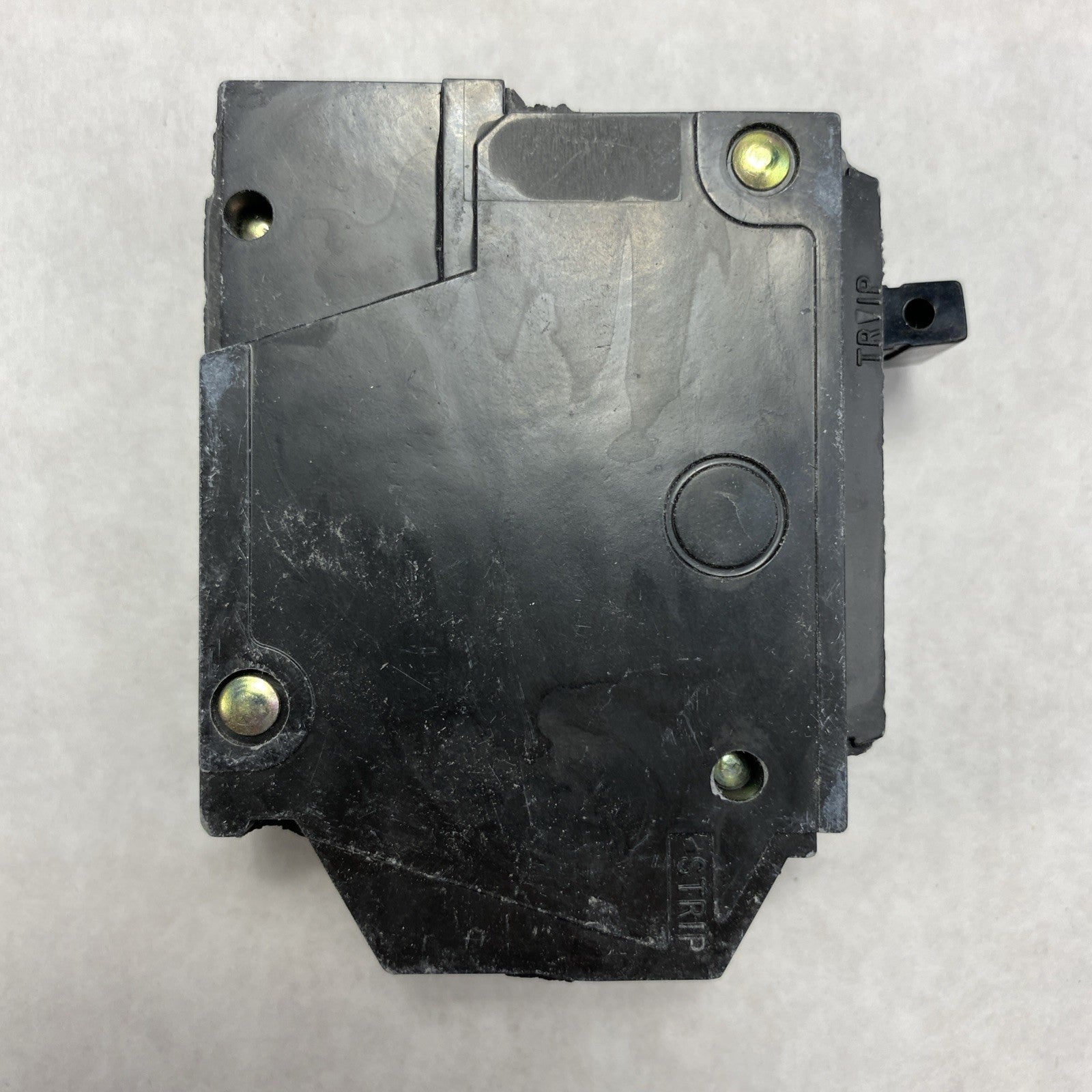 General Electric Model C THQL1120 20A Plug In Circuit Breaker Box Of 106