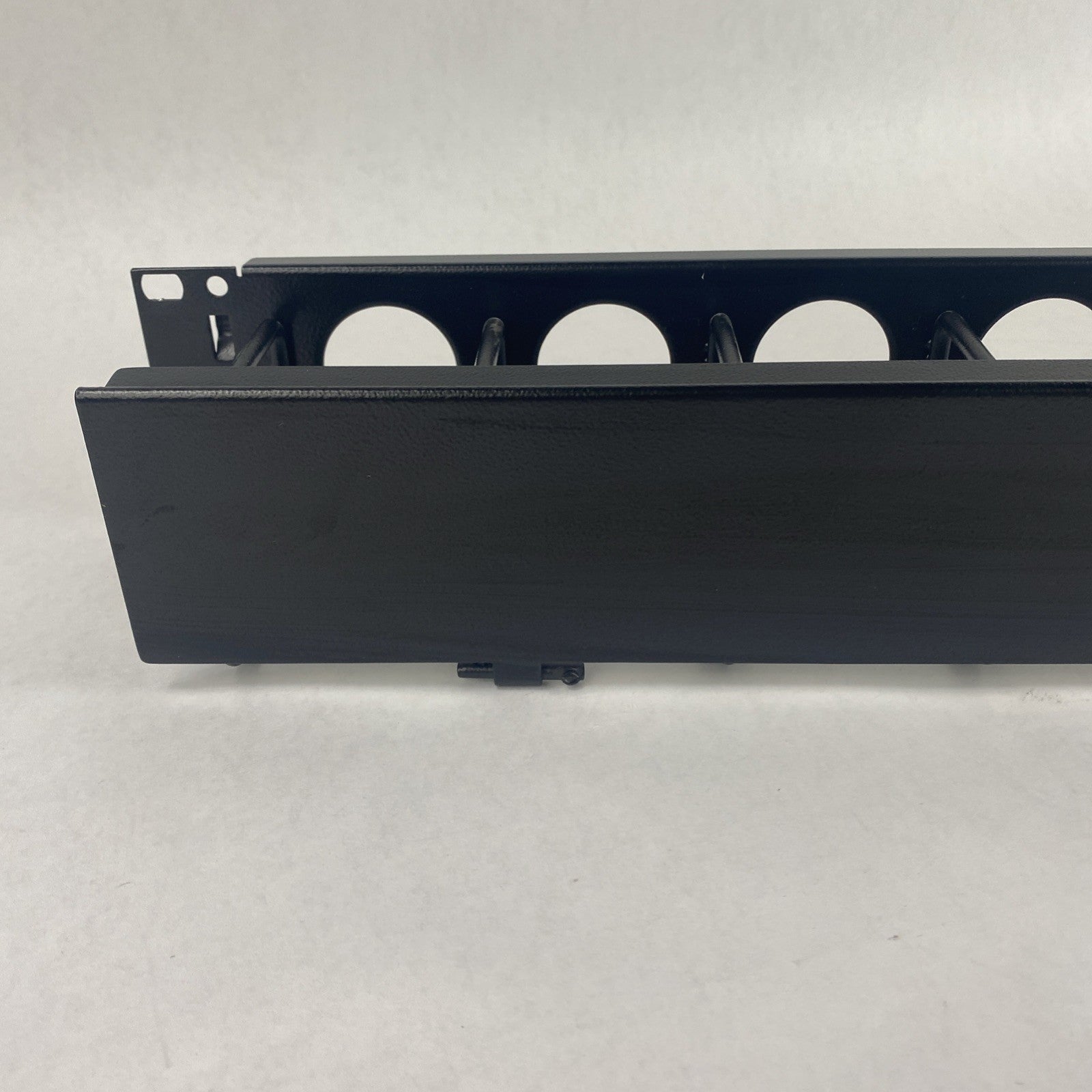 Hubbell HC219ME3N Next Frame Cable Tray2