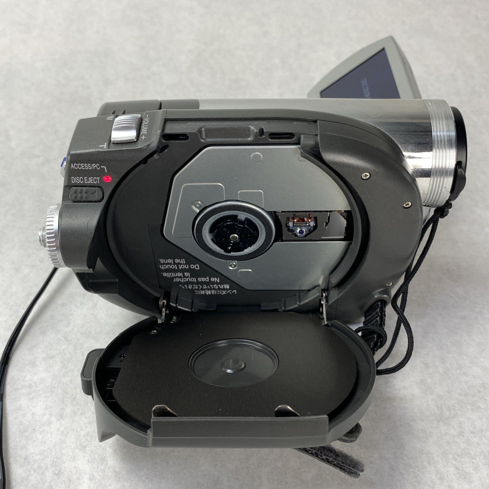 Panasonic VDR-D100 8cm Mini DVD Digital Camcorder - Parts or Repair13