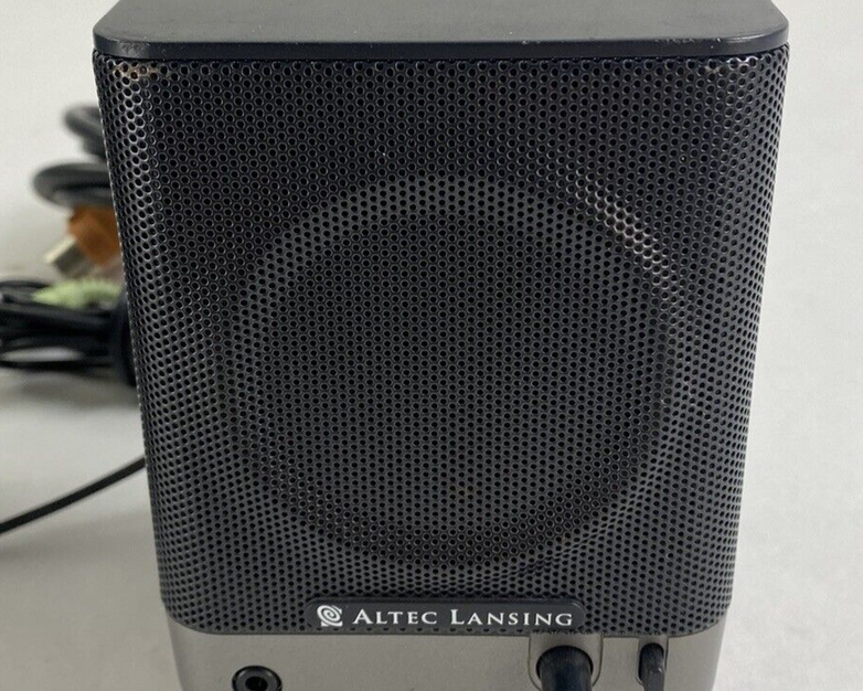 Altec Lansing Pair of Mini Portable Computer Speakers 221 For Parts or Repair