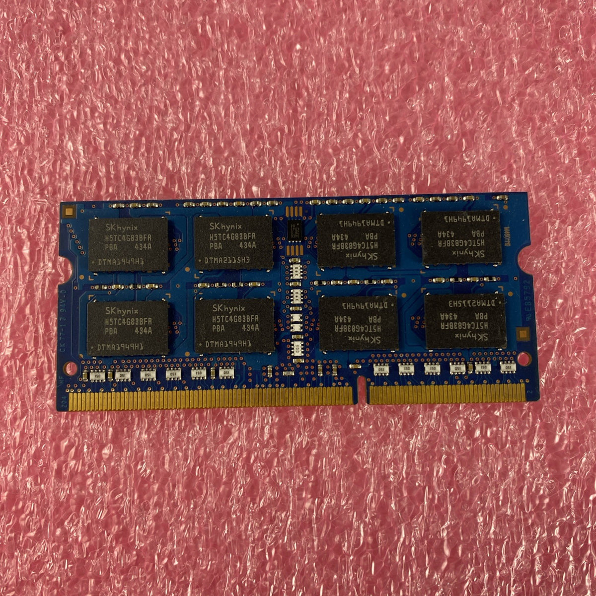 SK 8GB DDR3L PC3L-12800S Laptop Memory Ram Hynix HMT41GS6BFR8A-PB - Lot of 25