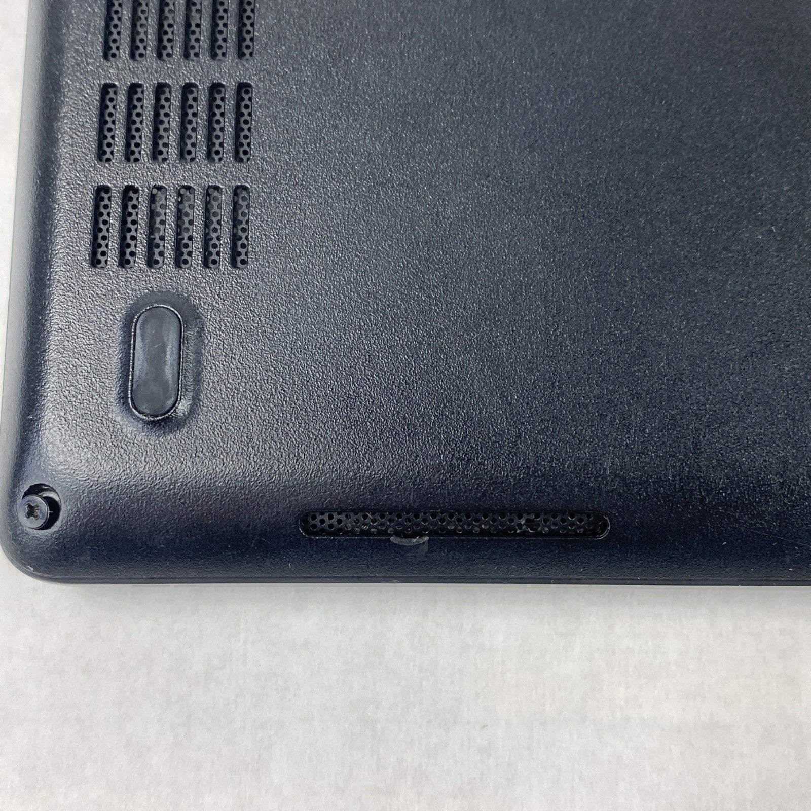 Dell Latitude 5580 Intel Core i5-7300U 2.60 GHz 8 GB RAM 15.6" No HDD No OS