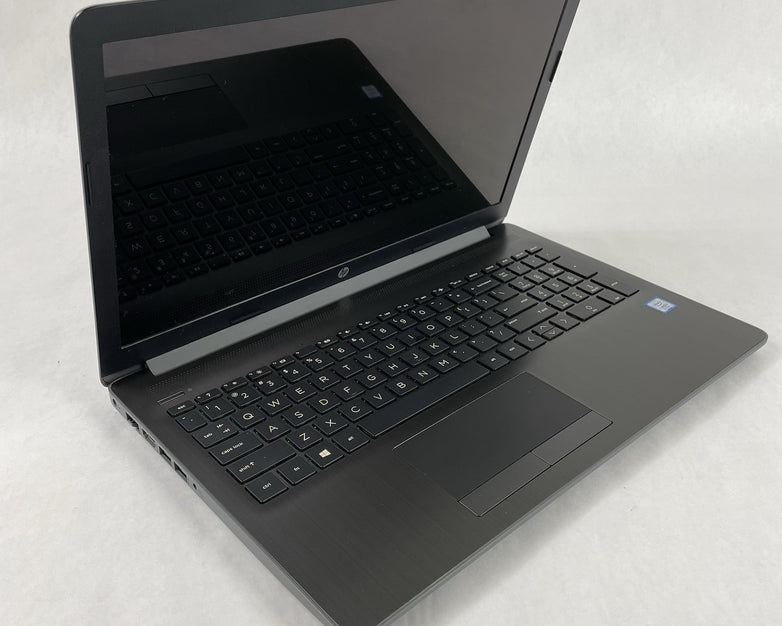 HP 15-da0046nr 15.6" i3-7020U 2.30 GHz 8 GB RAM No SSD No OS No AC