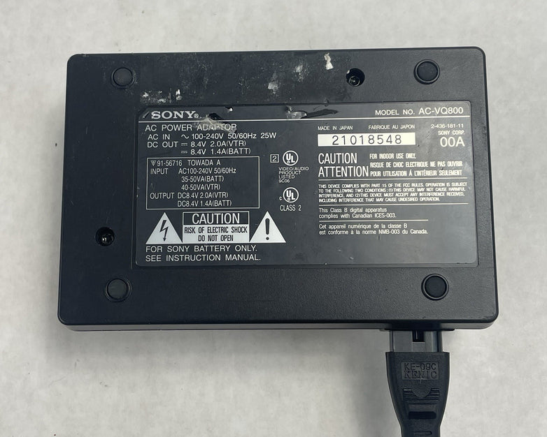 Sony Power Adapter and Charger for L/M Series Batteries (AC-VQ800)
