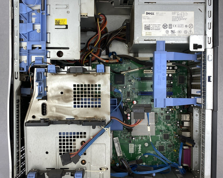 Dell Precision T3500 MT Intel 4 Core Xeon X5570 2.93GHz 8GB RAM No HDD OS READ