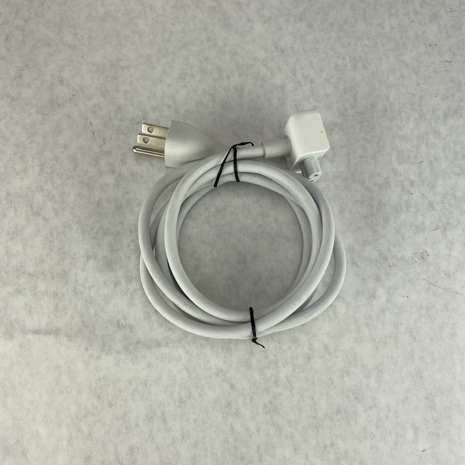 Apple Macbook Charger Volex APC7H Power Cord Charging Extender Cable White