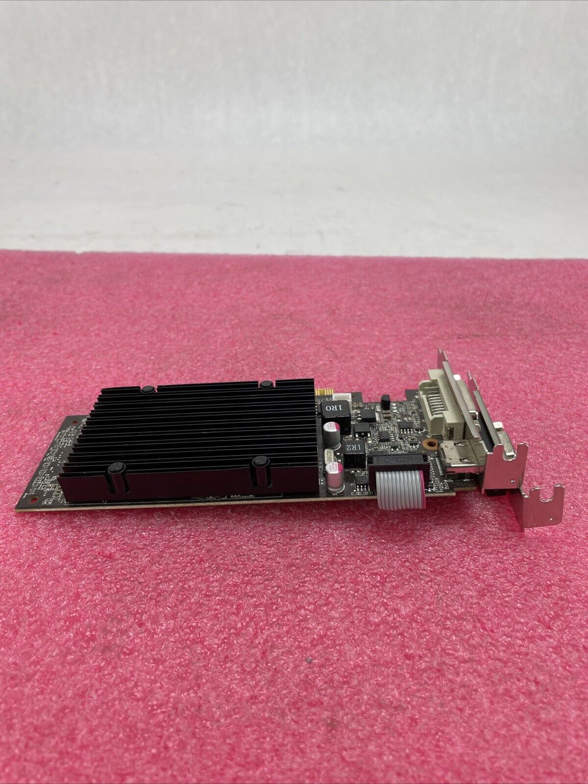 EVGA NVIDIA GeForce 210 PCIe 1GB Graphics Card O1G-P3-1312-KR