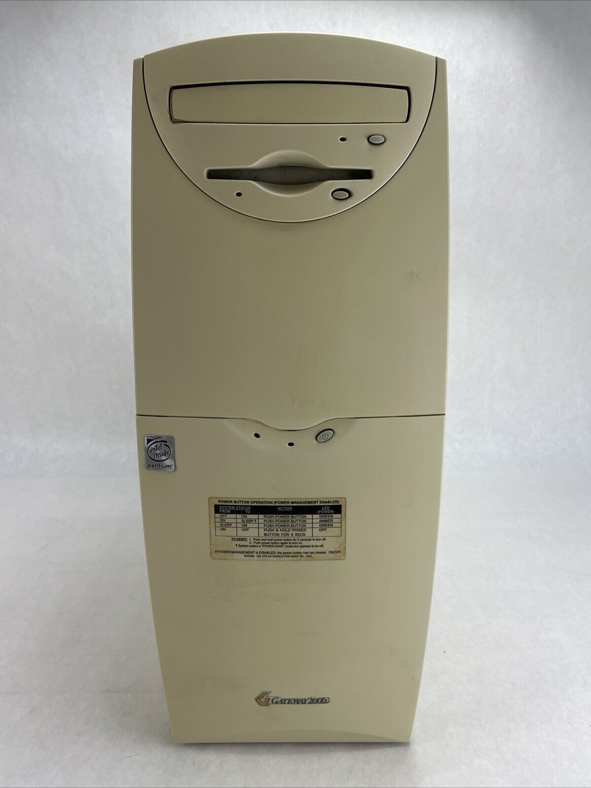Gateway 2000 P55C-233 MT Intel Pentium MMX 233MHz 32MB RAM No HDD No OS