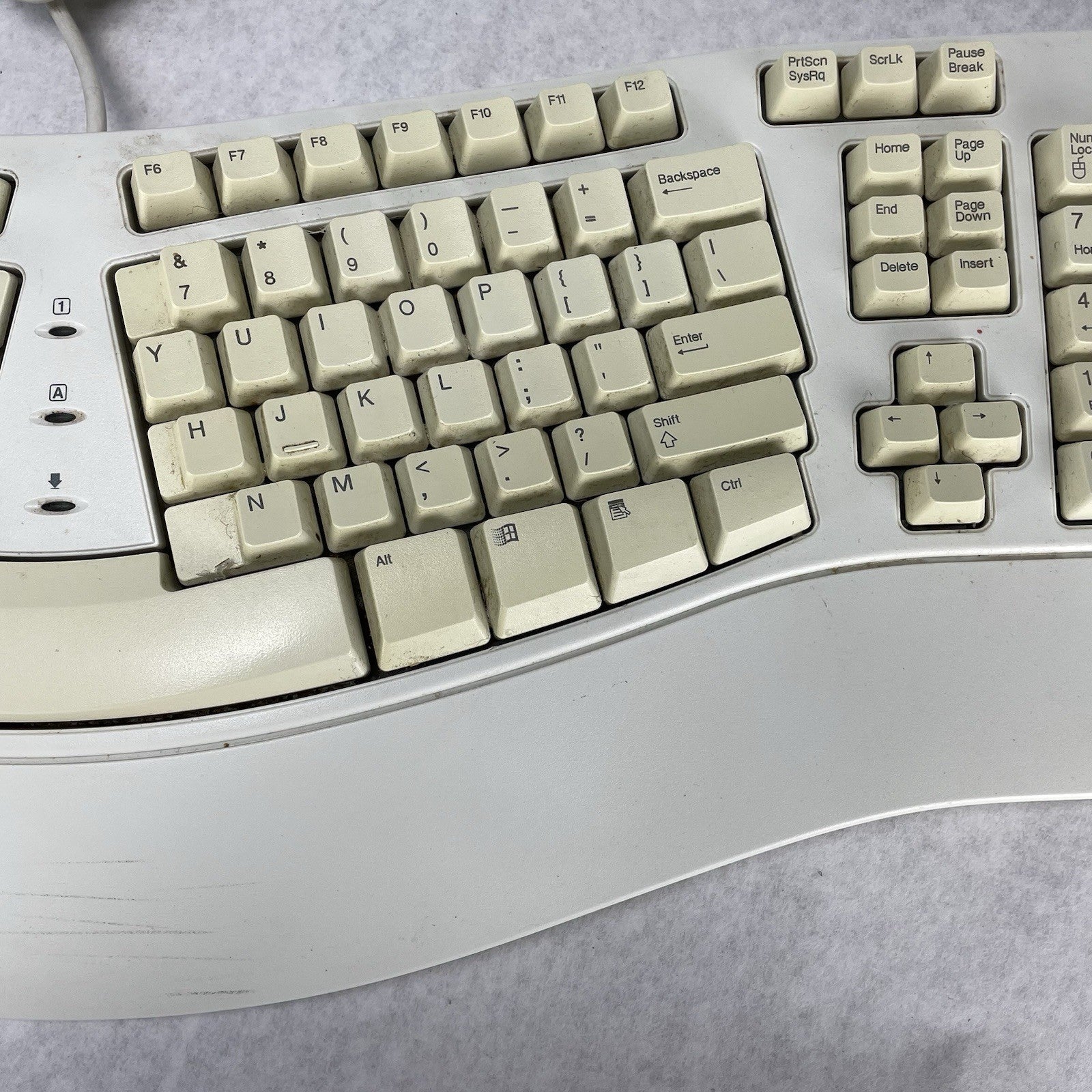 Vintage Microsoft Natural Keyboard Elite White Cream Ergonomic Keyboard