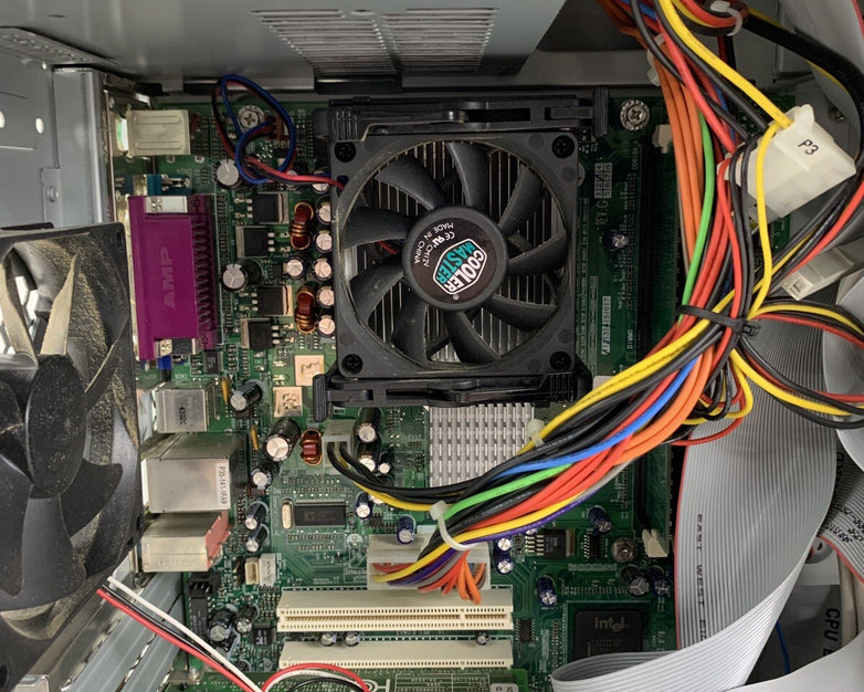 HP Pavilion a200n MT Intel Celeron 2.40 GHz 768 MB RAM No HDD No OS