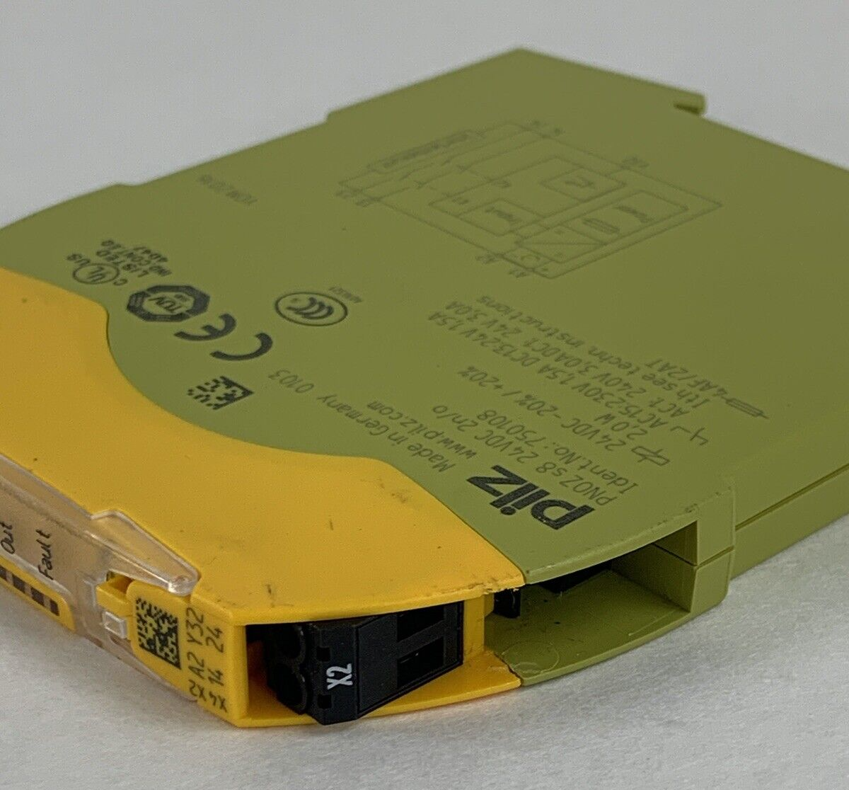 Pilz 750108 PNOZ s8 24VDC Contact Expansion Module Missing Terminal Untested
