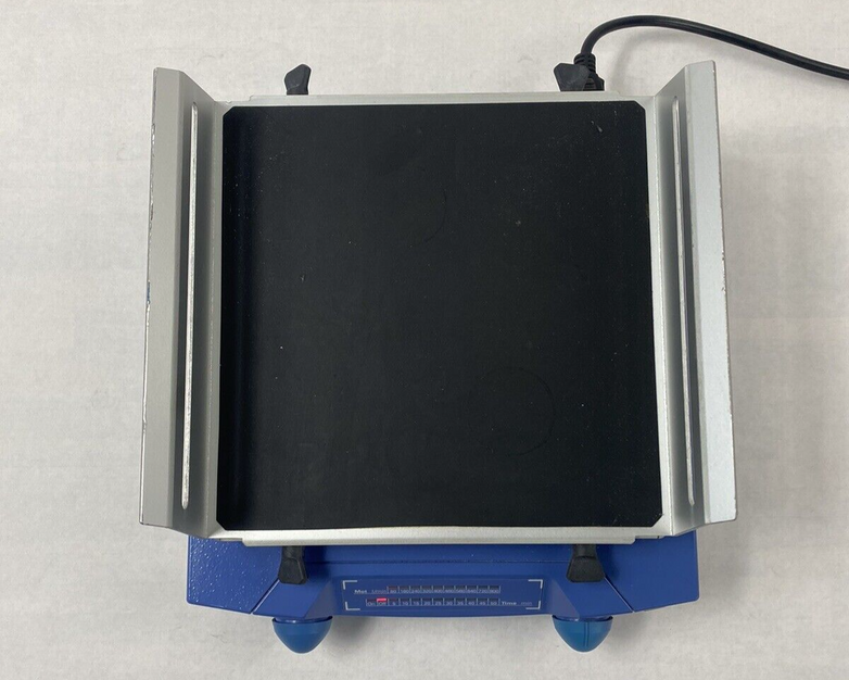 IKA KS 130 B S1 Low Profile Orbital Laboratory Shaker Power Tested No Power Cord
