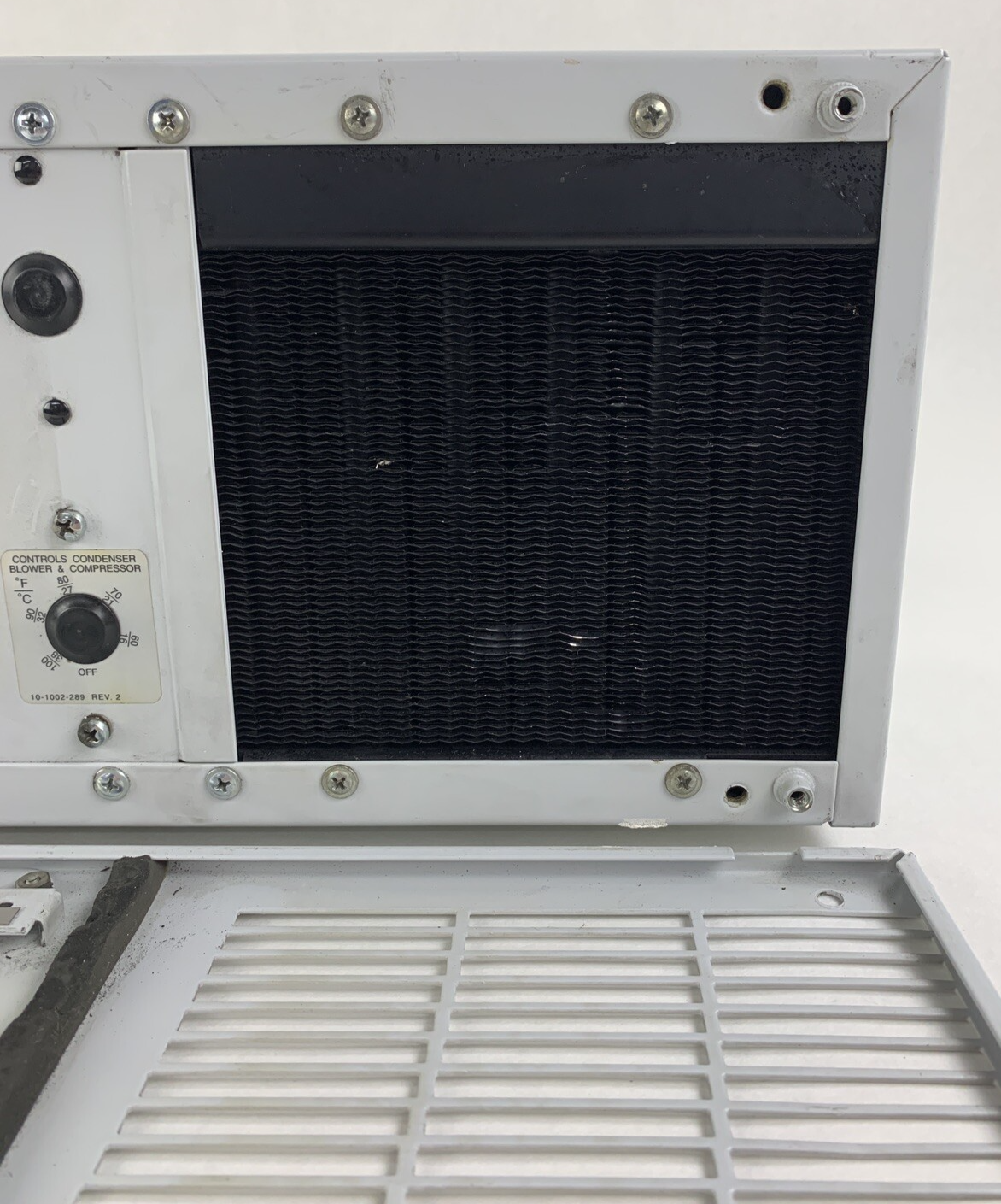 McLean T150116G100 T Series Compact Outdoor Air Conditioning Blows Cool No Screw
