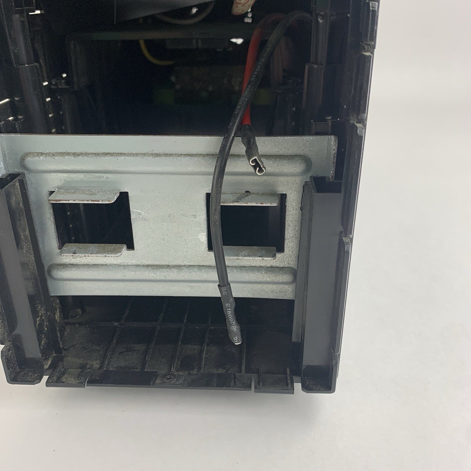 Tripp Lite SMART1500LCDT 900W 1500VA Smart LCD UPS Back Up Tower No Batteries7