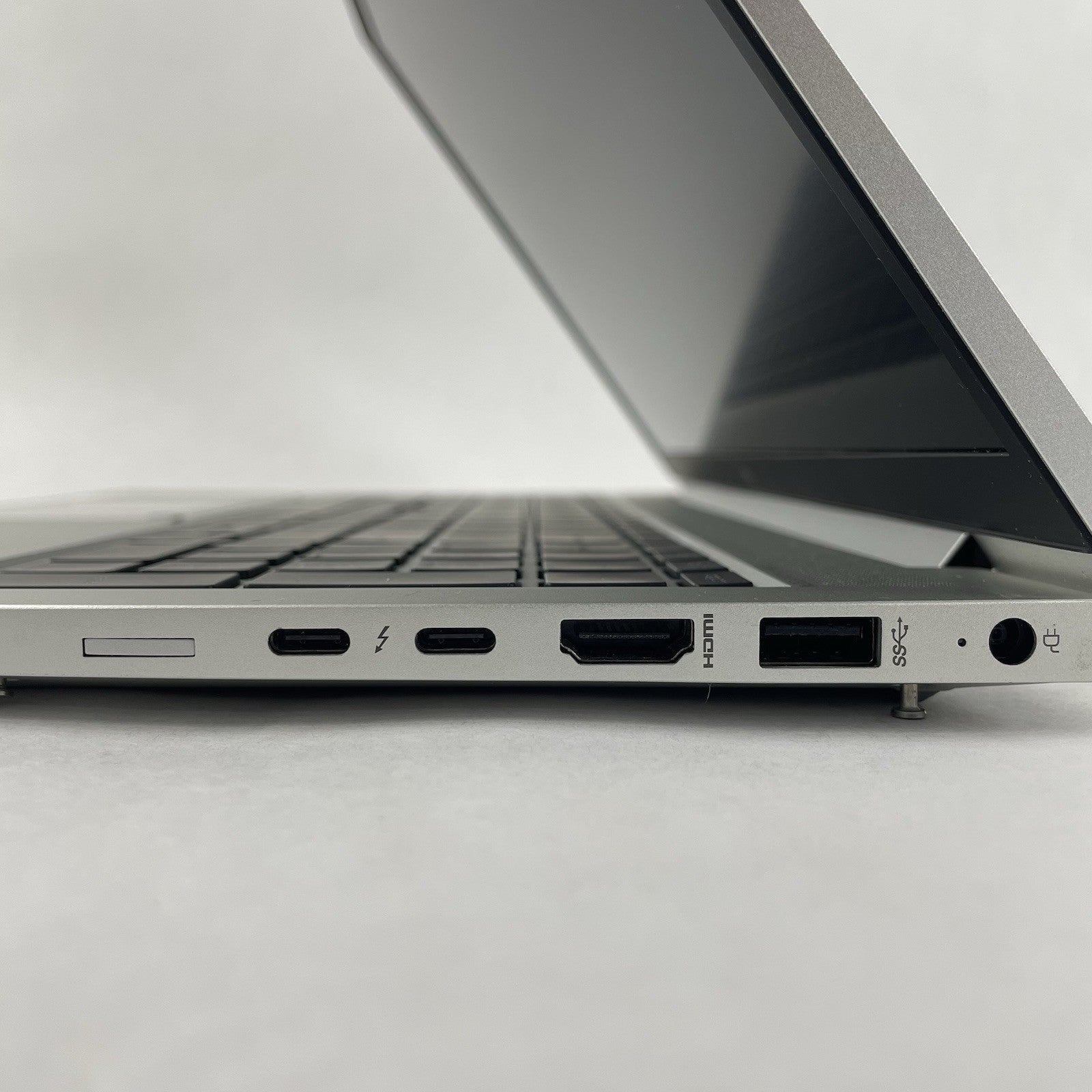 HP EliteBook 850 G8 15.6" i7-1185G7 3.00 GHz 8 GB RAM No SSD/OS/AC/Batt7