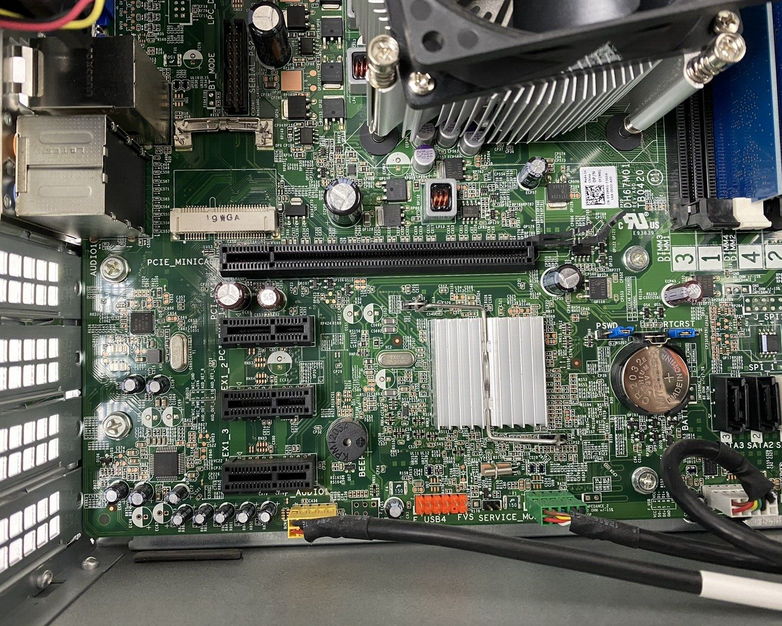 Dell Vostro 460 MT Intel Core i5-2400 3.10GHz 4GB RAM No HDD No OS