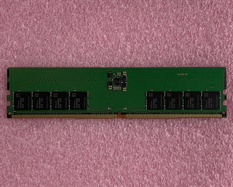 SK Hynix HMCG78AGBUA084N AA DDR5-4800 1x16GB UDIMM Desktop Memory RAM