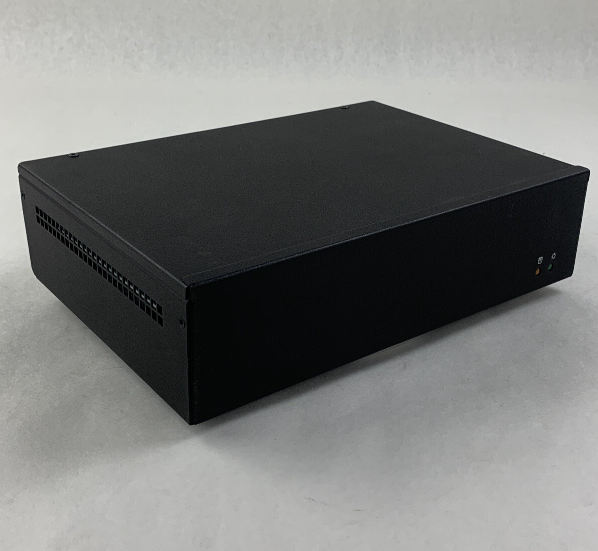Toshiba Strata Messaging LUCA-STR-MSG-R2 Systium 214 Tested No OS No HDD