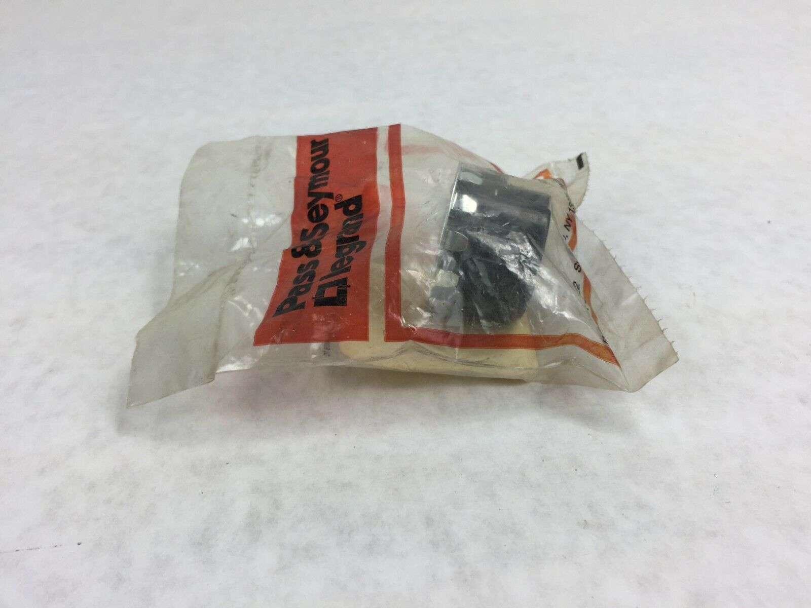 Pass & Seymour 330107 (Lot of 6)