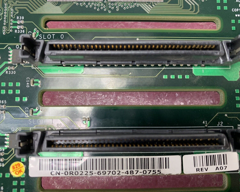 Dell PowerEdge 2600 Backplane R0225 REV A07