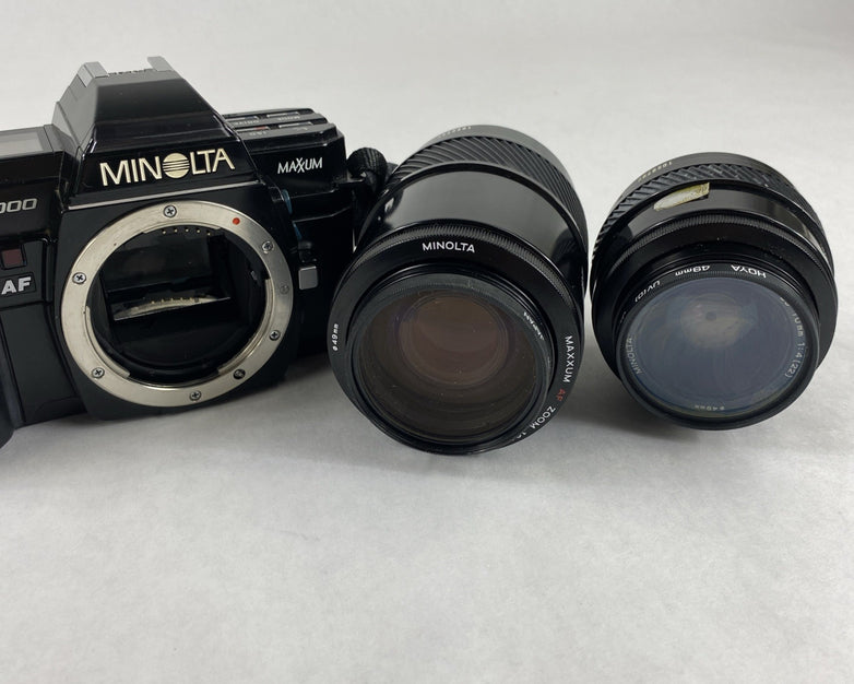 Minolta Maxxum 7000 AF SLR 35mm Film Camera With Extra Lens and Flash Attachment