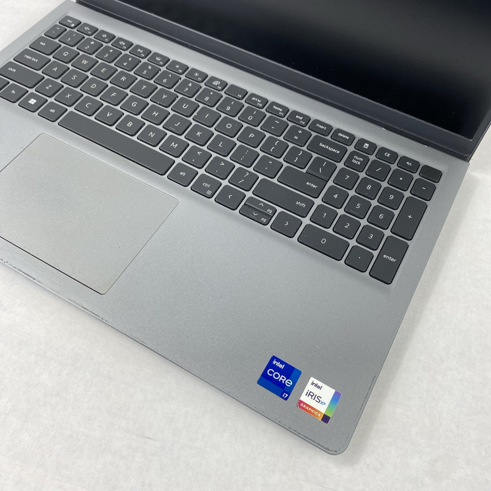 Dell Vostro 15 3530 Intel Core i7-1355U 1.77 GHz 16 GB RAM 15.6" No HDD No OS