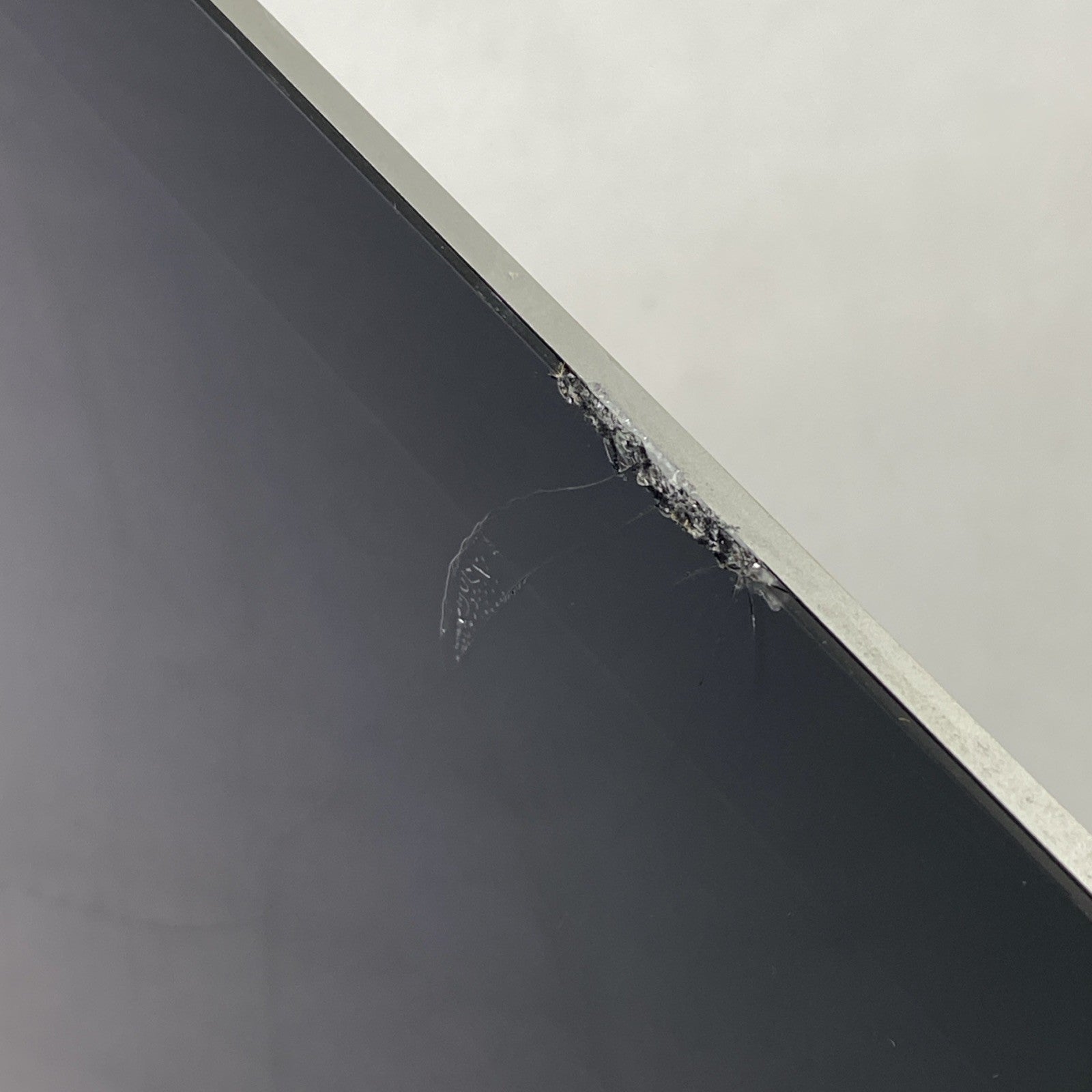 Apple A1418 iMac Retina 4k 21.5" 2015 3.1GHz i5 16GB RAM 1TB HDD Fusion -Cracked