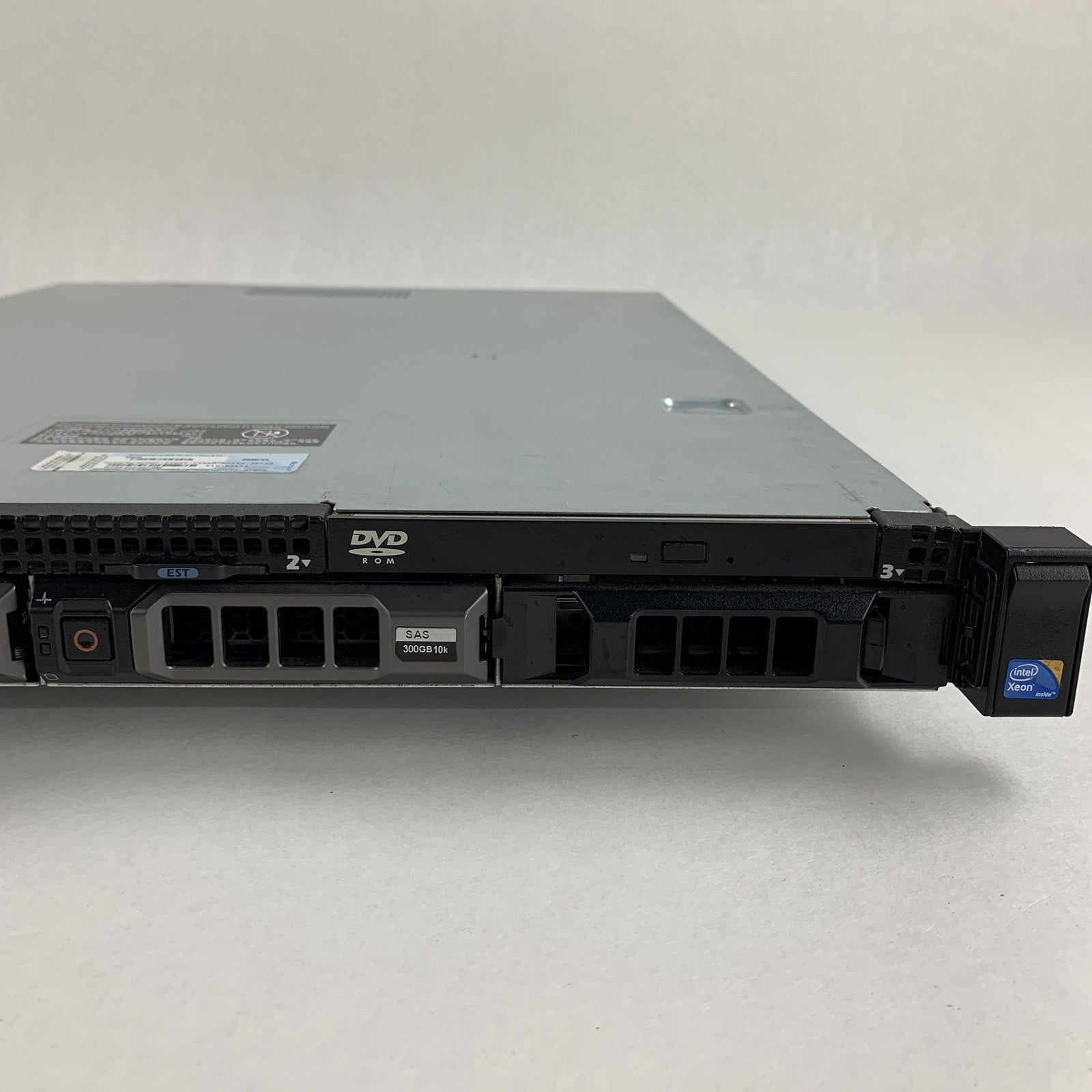 Dell PowerEdge R410 Server 2x Xeon E5606 2.13GHz 4 GB RAM Perc S300 NO HDD NO OS