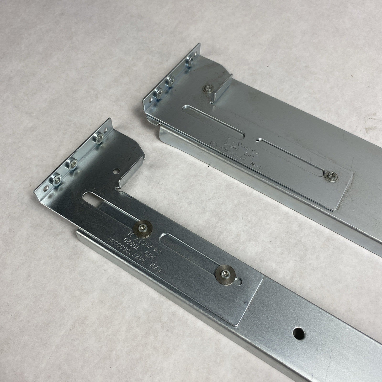 Dell PowerVault MD1120 MD1200 MD1220 MD3200i NY7TM 6J2F2 2U Rail Set 3