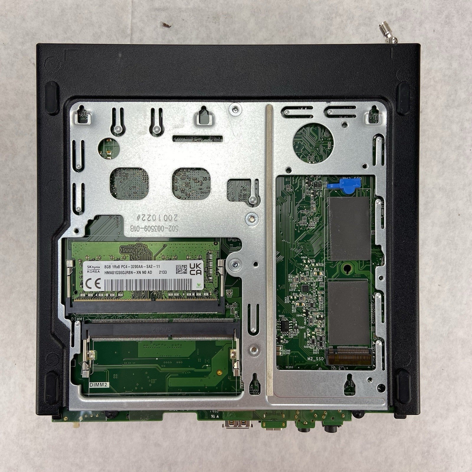 Lenovo ThinkCentre M75Q-1 Micro AMD Ryzen 5 Pro 3400 GE 3.3GHz 8GB RAM No HDDOS11