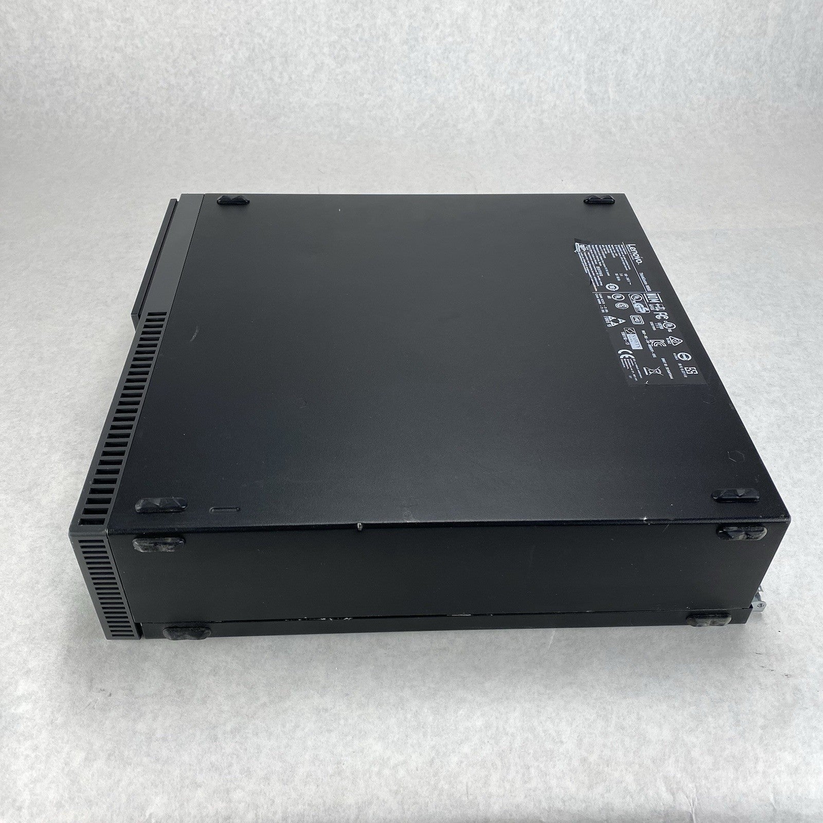 Lenovo ThinkCentre M900 SFF Intel Core i5-6500 3.2GHz 8GB RAM No HDD No OS