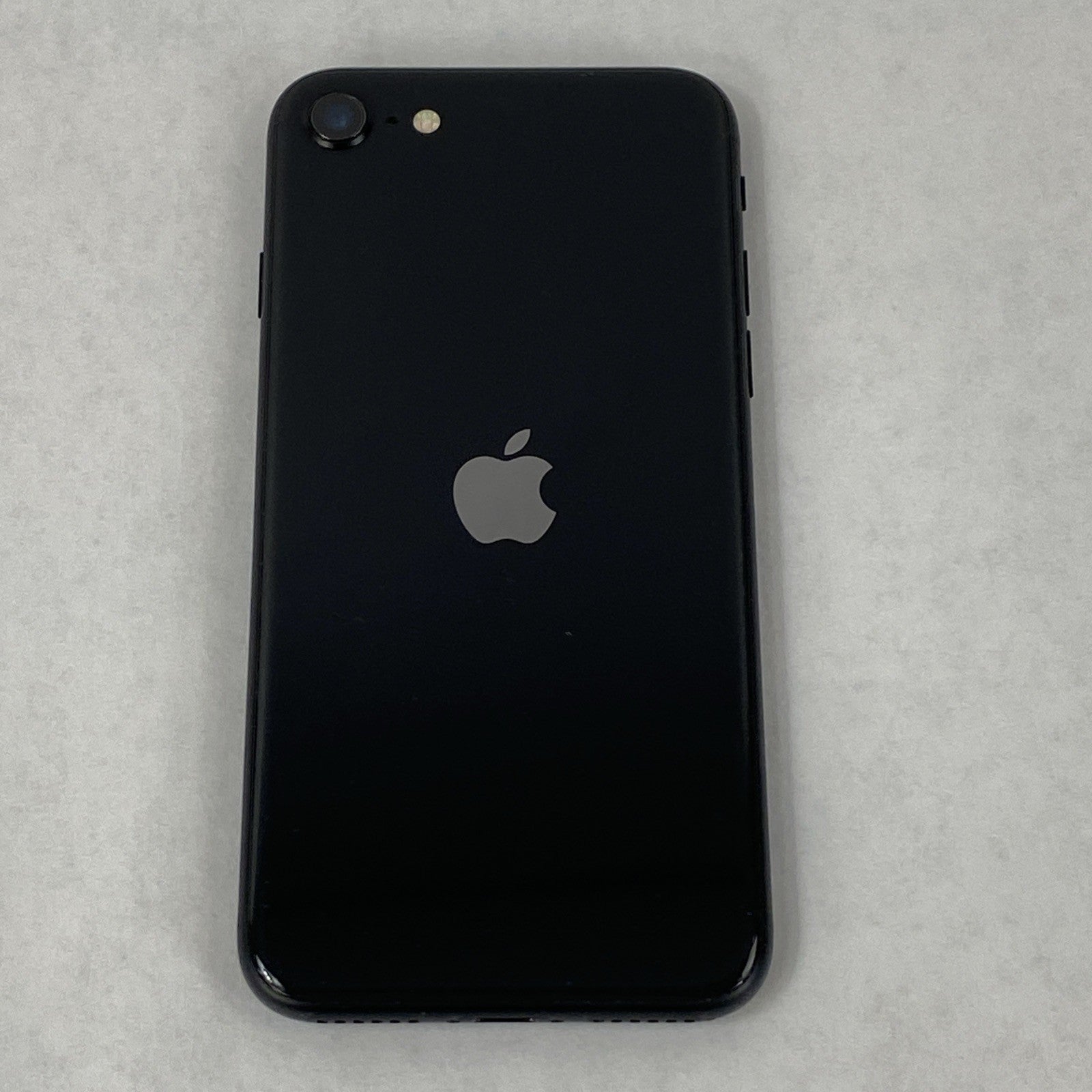 Apple iPhone SE 2nd Gen A2275 64GB AT&T 4.7" Black IOS 26.1 83% Battery Health12