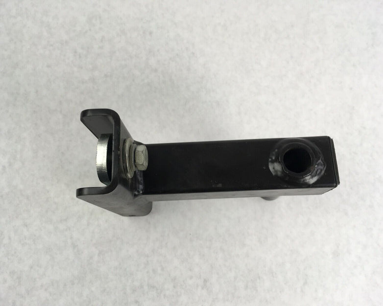 Hubbell Workplace Solutions Gleason Reel Swing Arm Accessory Double Mount Base