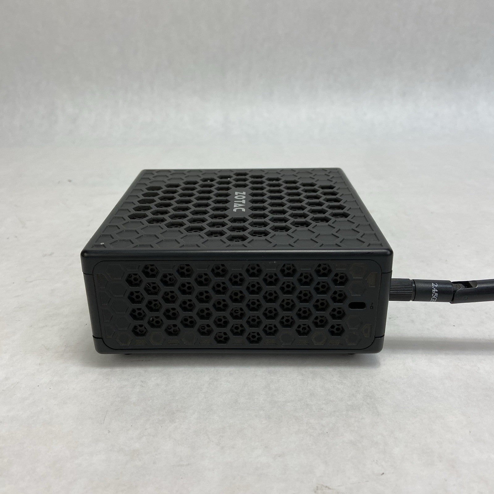 Zotac ZBox-CI325NANO MFF Intel Celeron N3160 1.6GHz 8GB RAM No AC/HDD/OS2