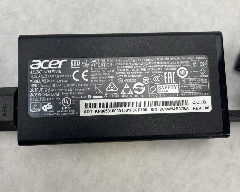 Acer AC/DC Adapter ITE Power Supply ADP-65VH F 19V DC 3.42A Lot of 4
