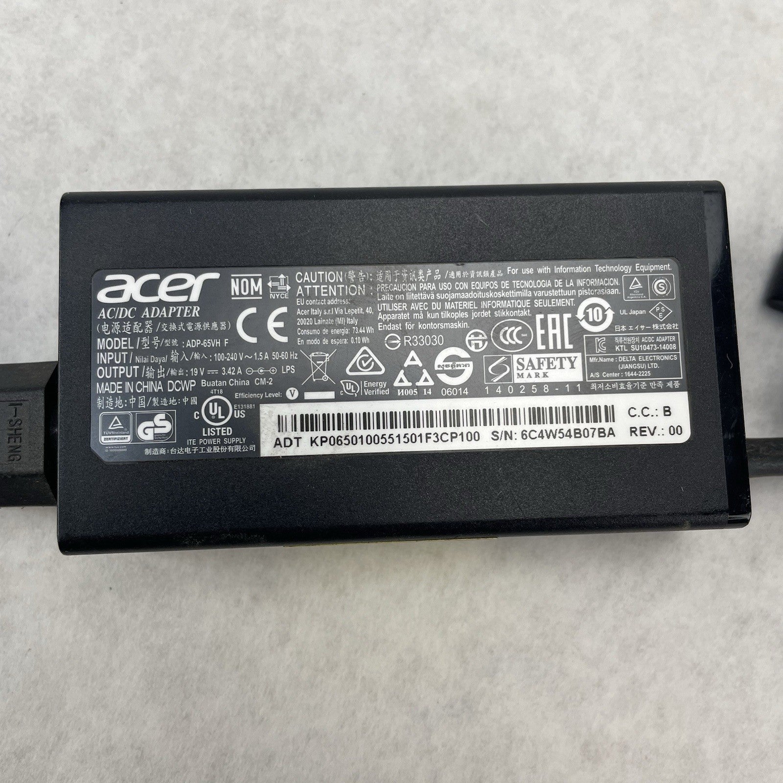 Acer AC/DC Adapter ITE Power Supply ADP-65VH F 19V DC 3.42A Lot of 44