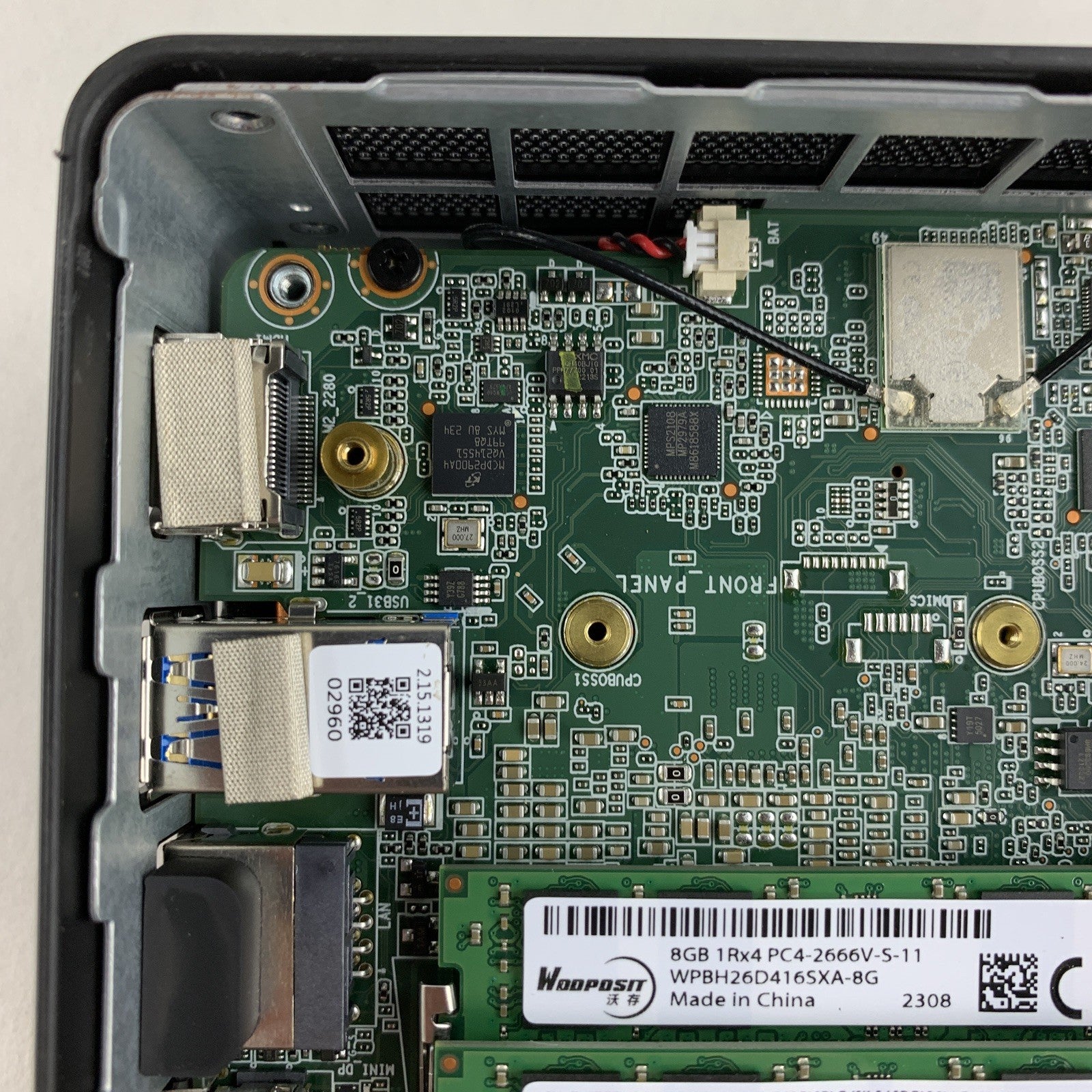Geekom GM08i5T Mini PC Intel i5-8279U 2.4 GHz 16 GB RAM No OS No HDD No AC