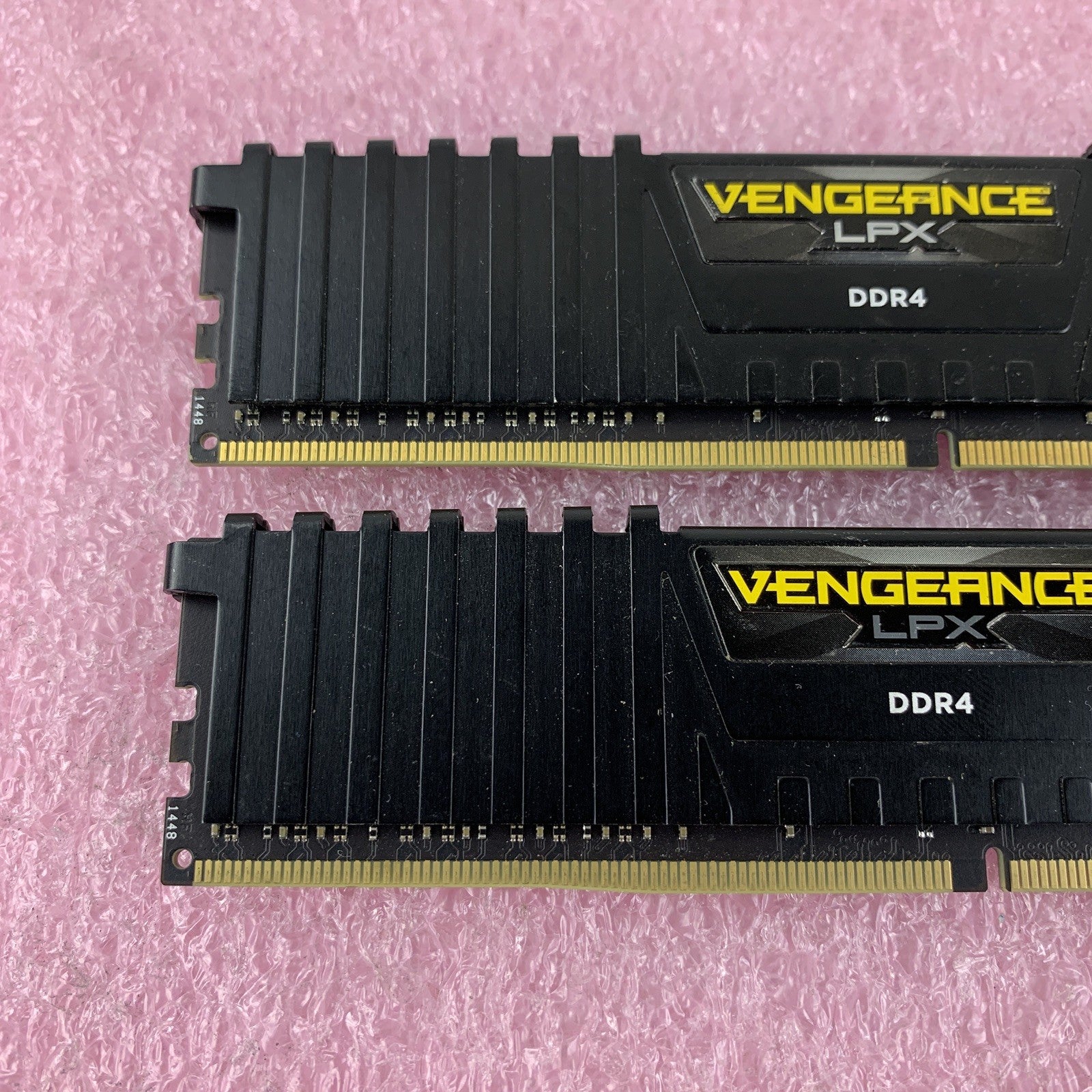 Corsair Vengeance CMK16GX4M4A2666C16 LPX Series 16 GB PC4 DDR4-2666MHz Lot of 2
