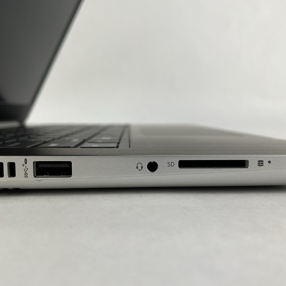 HP mt21 14" Celeron 3867U 1.80 GHz 4 GB RAM No SSD/OS/AC/Batt5
