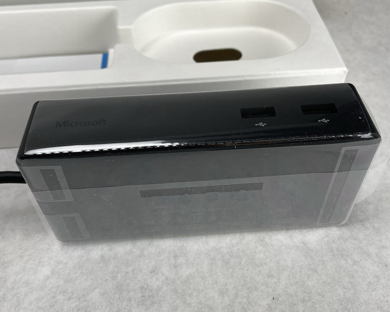 Microsoft Surface Pro 3/4 Docking Station Model 1661