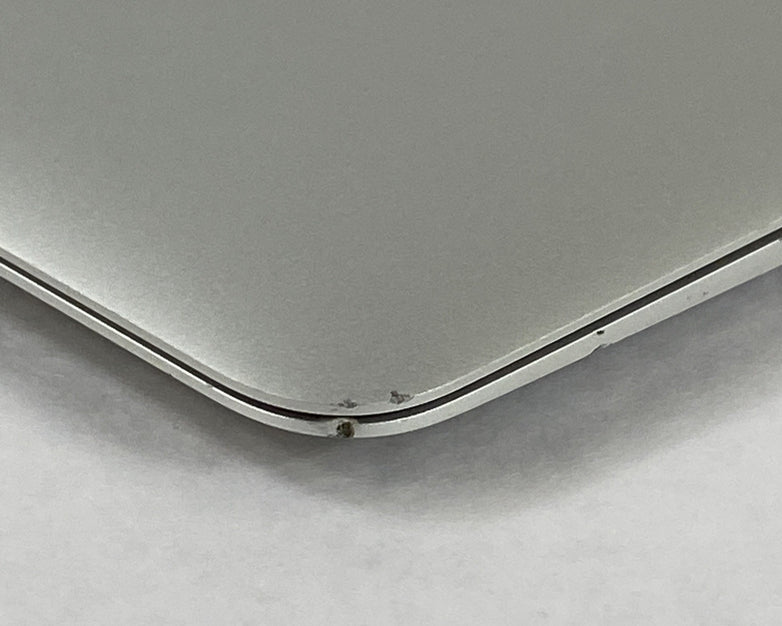 Apple MacBook Air A1466 2017 13" 1.8 GHz i5 8 GB RAM 500GB SSD os12.7.6