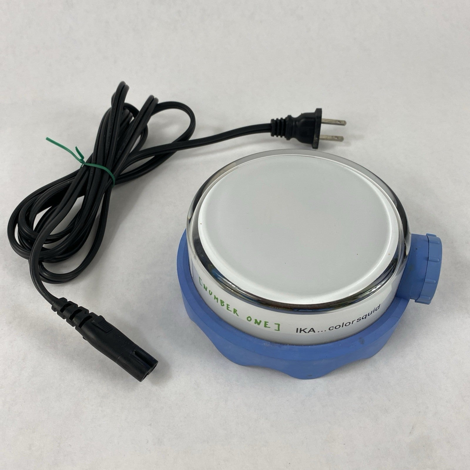 IKA Colorsquid Number One Magnetic Stirrer w/ Power Cord0