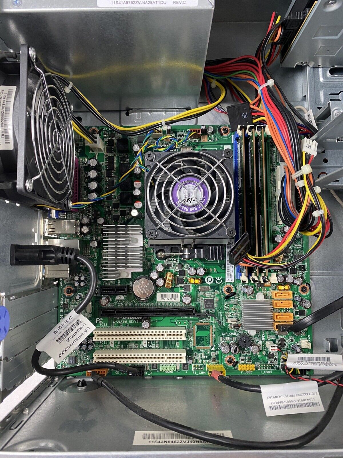 Lenovo ThinkCentre AG2 MT AMD Phenom 860B 2.30GHz 3GB RAM No HDD No OS