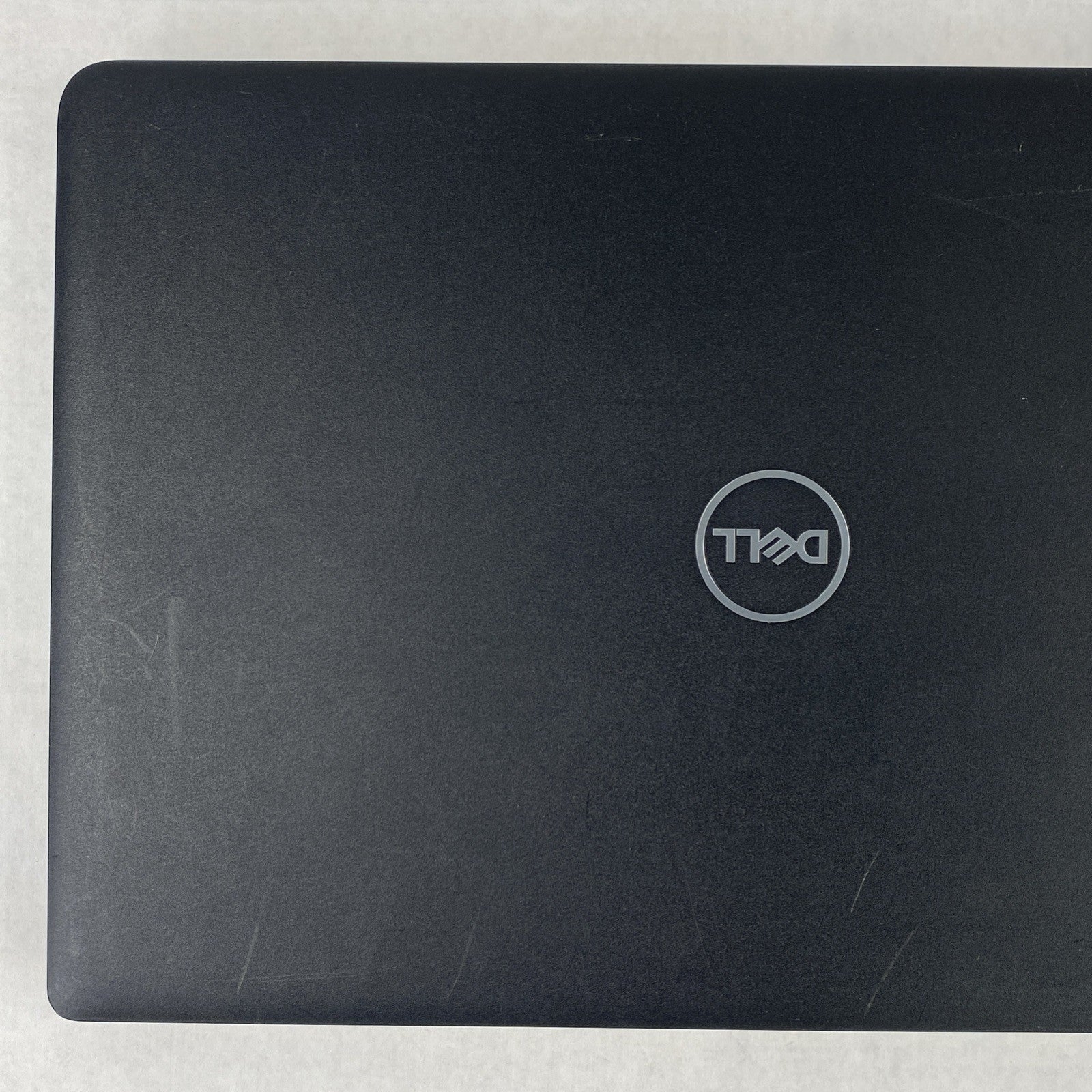 Dell Latitude 3500 Intel Core i5-8265U 1.60 GHz 8 GB RAM 15.6" No HDD No OS