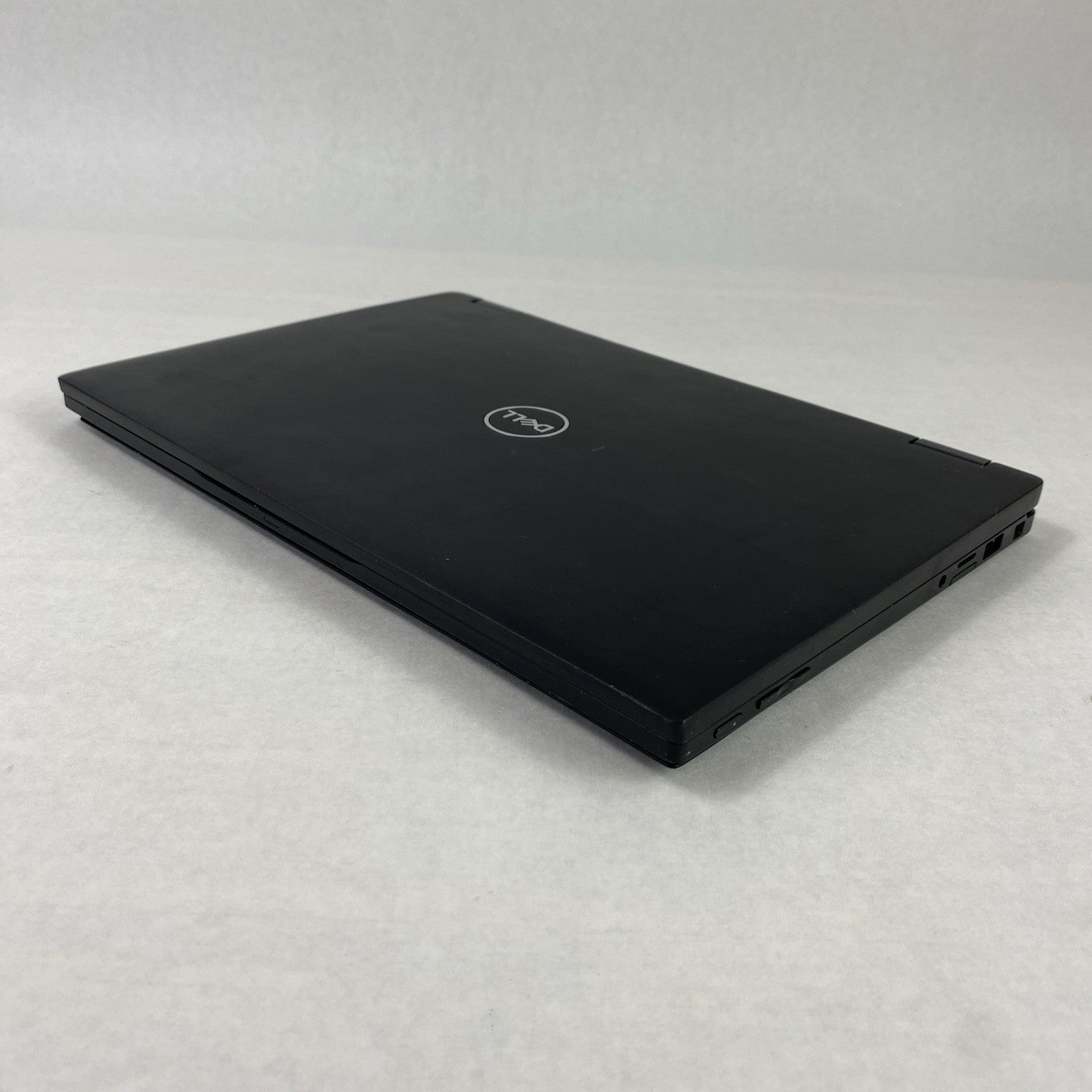 Dell Latitude 7390 2 in 1 13.3" Touch i5-8250U 1.7 GHz 8 GB RAM No HDD No OS